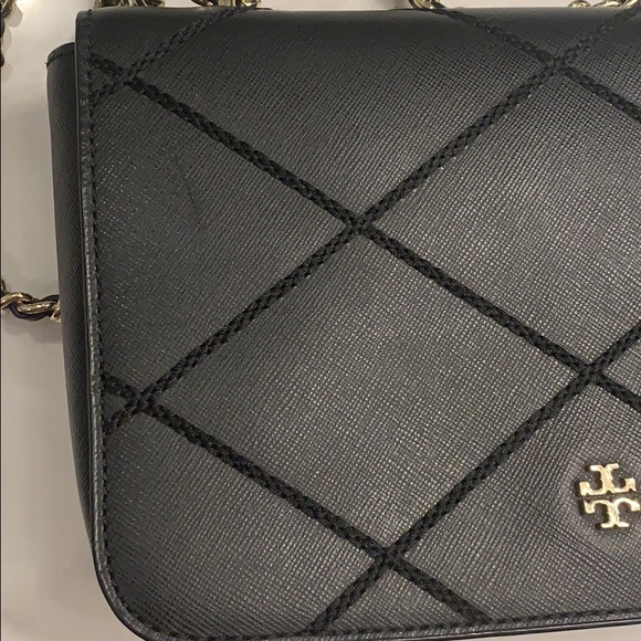Tory Burch gold tone shoulder bag - Picture 13 of 13